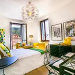Dimora Vico Πανσιόν 3*