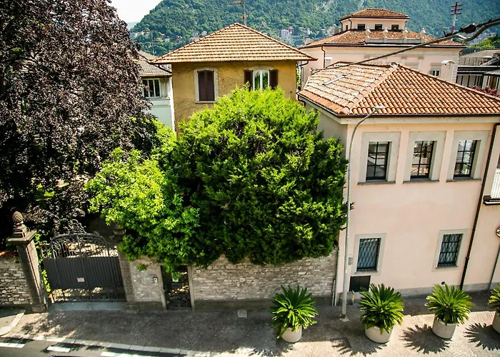 Guest house Dimora Vico Como